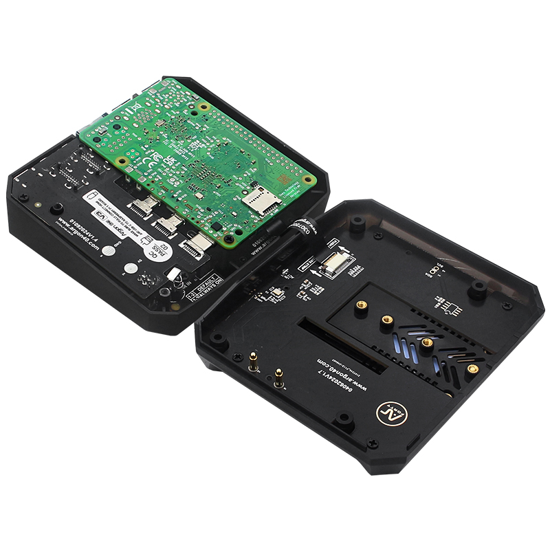 Case Argon ONE V3 M.2 NVME con - Turing Pi 2 recensione e prezzo